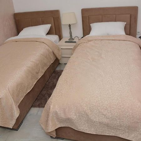 Tref Hotel Prokuplje Kültér fotó