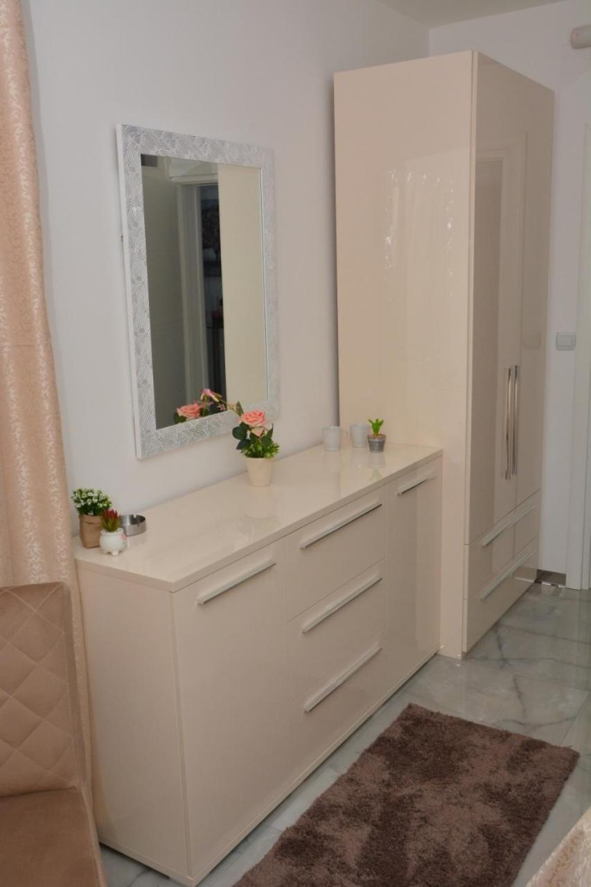 Tref Hotel Prokuplje Kültér fotó
