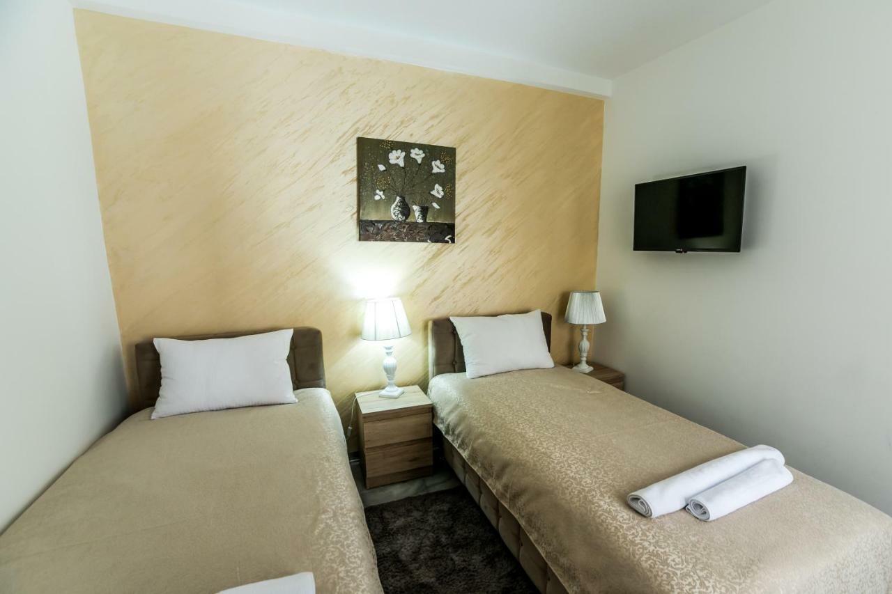 Tref Hotel Prokuplje Kültér fotó