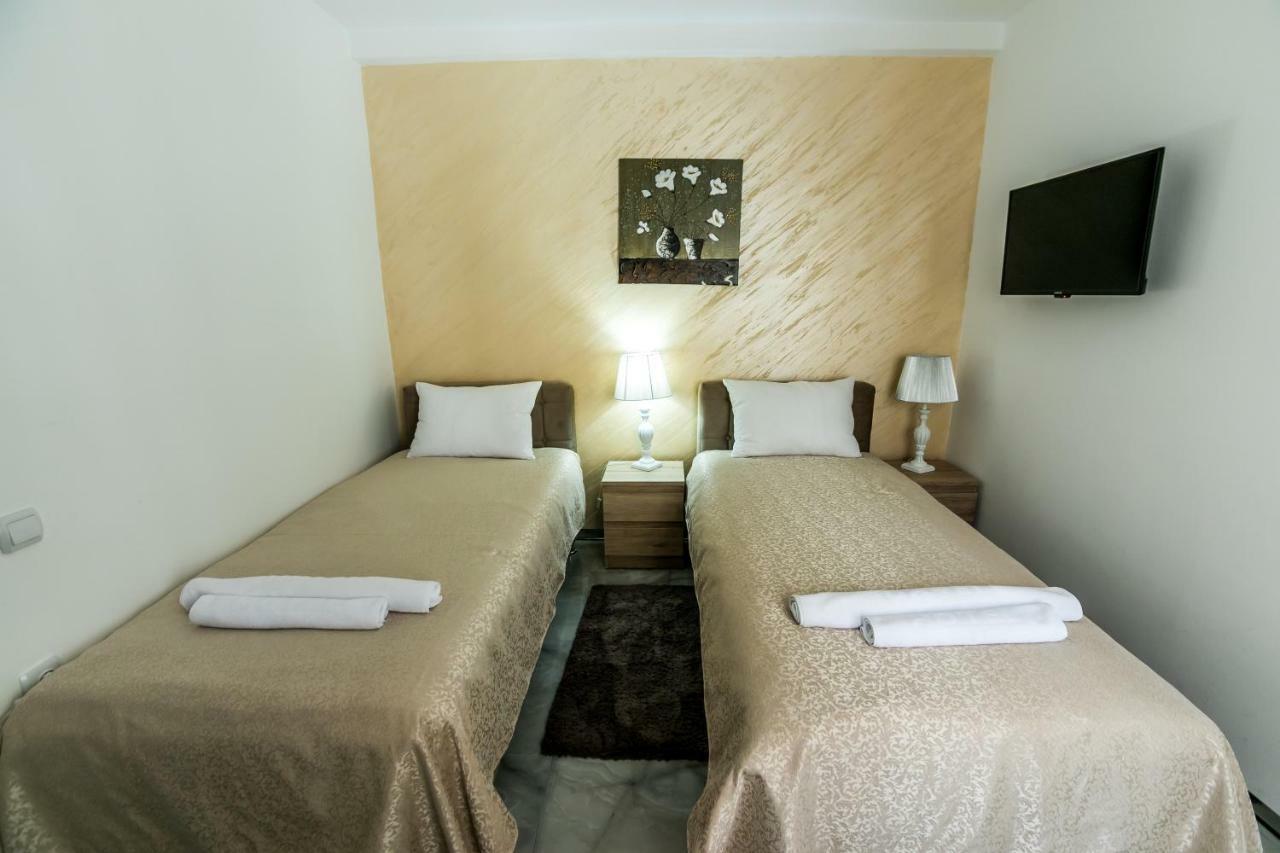 Tref Hotel Prokuplje Kültér fotó